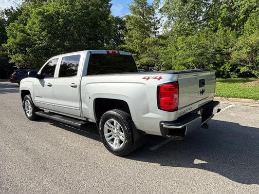 Silver Ice Metallic 2018 Chevrolet Silverado 1500 1LT