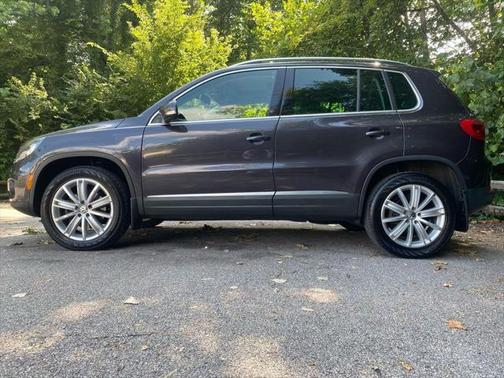 2016 Volkswagen Tiguan 2.0T SE 4MOTION