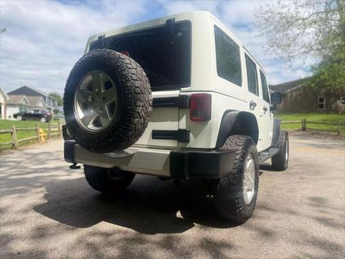 2012 Jeep Wrangler Unlimited Sahara