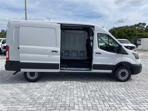 2025 Ford Transit-250 148 WB Medium Roof Cargo