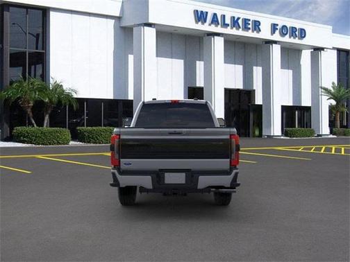 2025 Ford F-250 Platinum