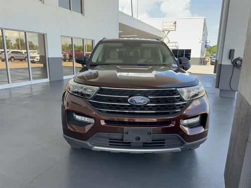Rich Copper Metallic Tinted Clearcoat 2020 Ford Explorer XLT