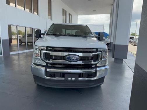 Oxford White 2022 Ford F-250 XL