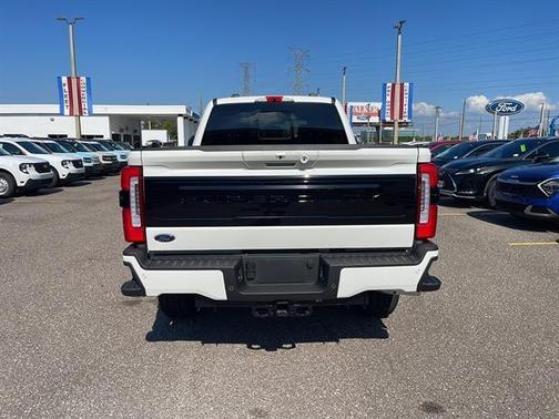 2025 Ford F-250 Platinum