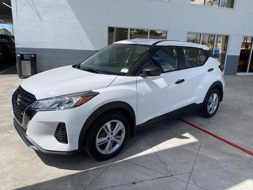 2022 Nissan Kicks S