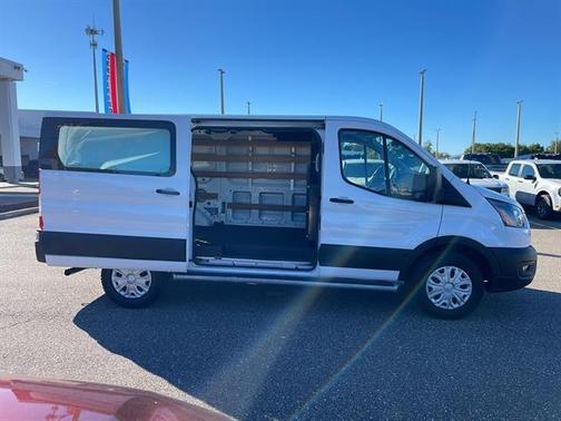 2024 Ford Transit-250 