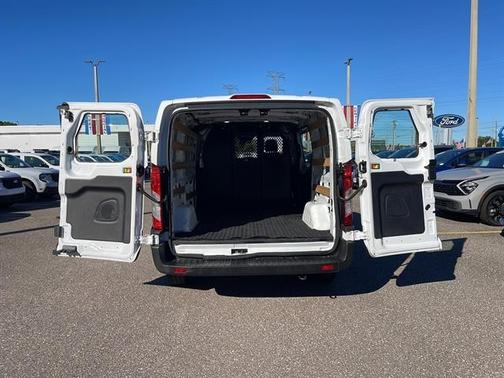 2024 Ford Transit-250 