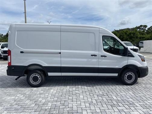 2025 Ford Transit-250 148 WB Medium Roof Cargo
