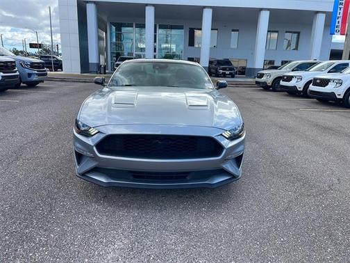 2022 Ford Mustang EcoBoost