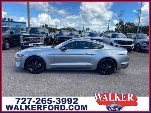 2022 Ford Mustang EcoBoost