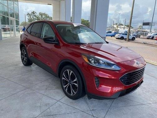 2022 Ford Escape SE