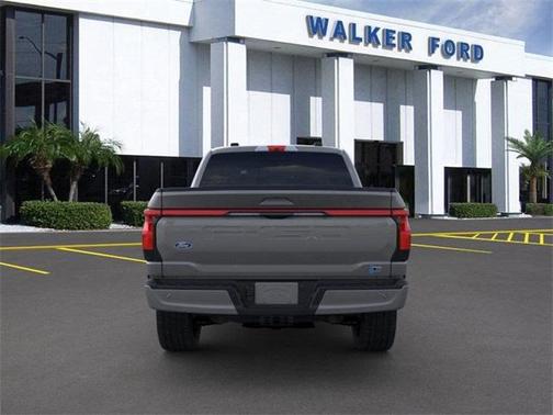 2025 Ford F-150 Lightning Platinum