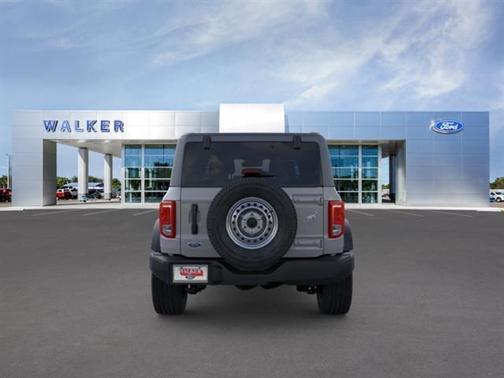 Avalanche Gray 2026 Ford Bronco Base