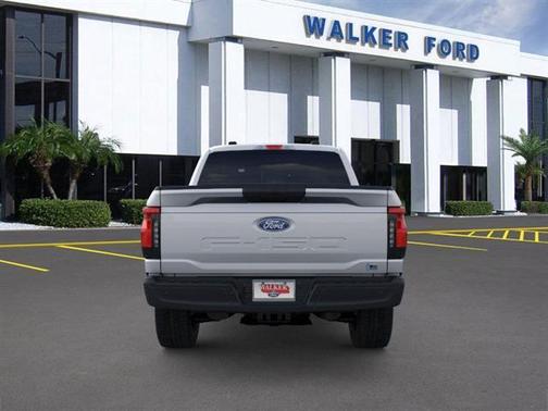 2025 Ford F-150 Lightning Pro