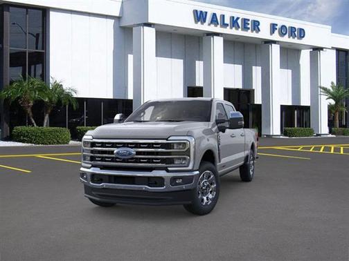 2025 Ford F-350 Lariat Super Duty