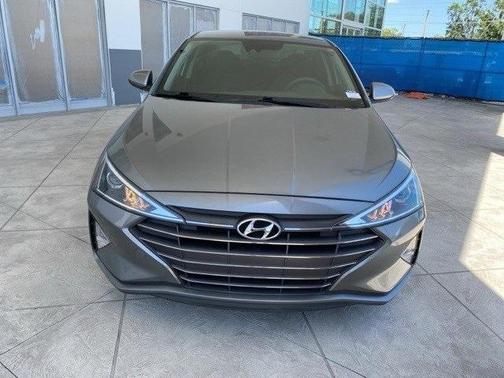 2019 Hyundai ELANTRA SEL