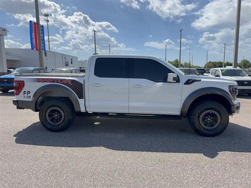 Oxford White 2023 Ford F-150 Raptor