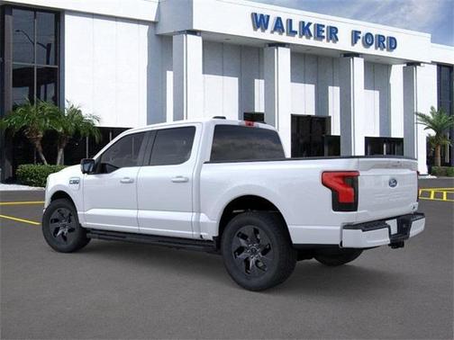 2025 Ford F-150 Lightning Flash