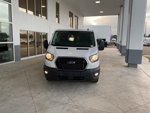 2024 Ford Transit-250 