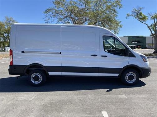 2025 Ford Transit-250 148 WB Medium Roof Cargo