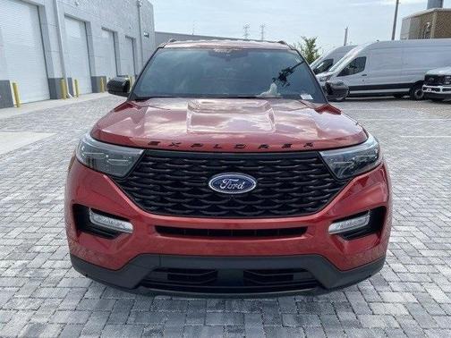 2022 Ford Explorer ST-Line