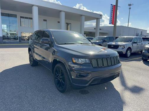 2018 Jeep Grand Cherokee Altitude