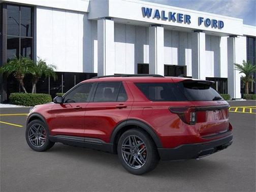 2025 Ford Explorer ST-Line