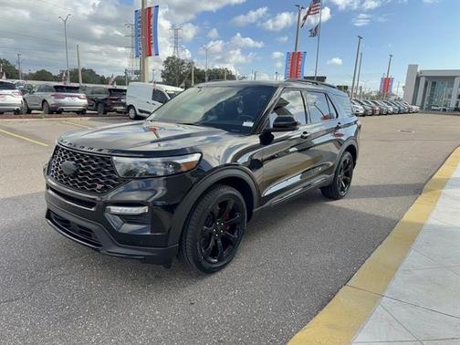 2023 Ford Explorer ST