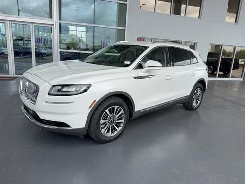 Pristine White 2022 Lincoln Nautilus Standard