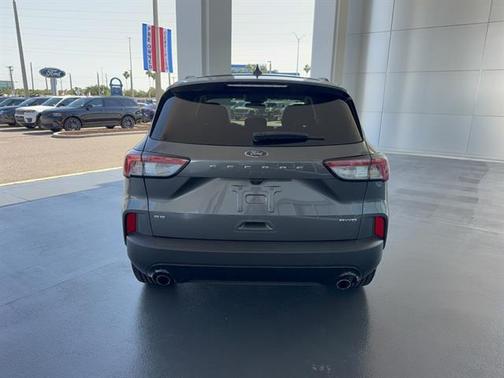 Carbonized Gray 2022 Ford Escape SE