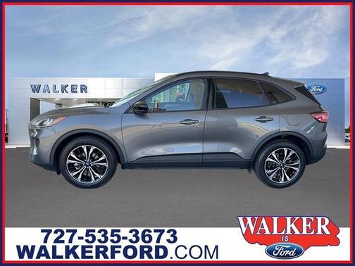 Carbonized Gray 2022 Ford Escape SE