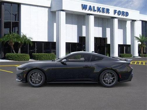 2025 Ford Mustang Dark Horse