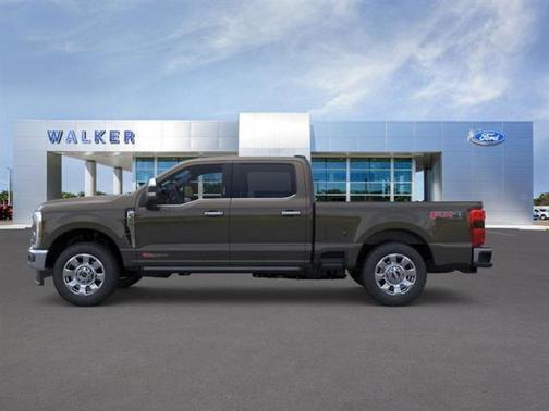 2025 Ford F-350 Lariat Super Duty