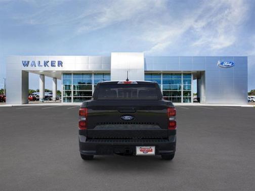 2026 Ford Maverick Lobo Standard