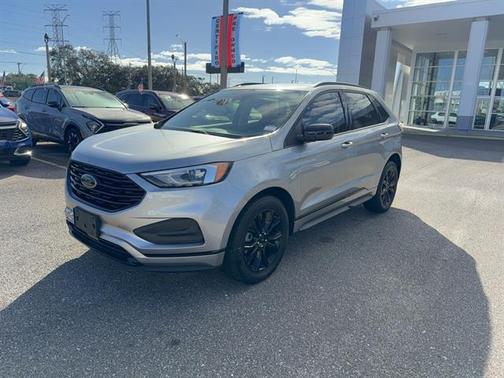 2024 Ford Edge SE