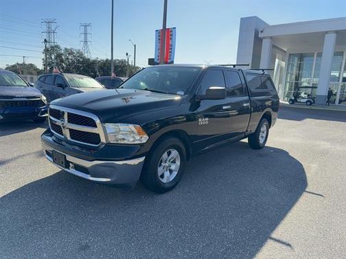 2017 RAM 1500 SLT