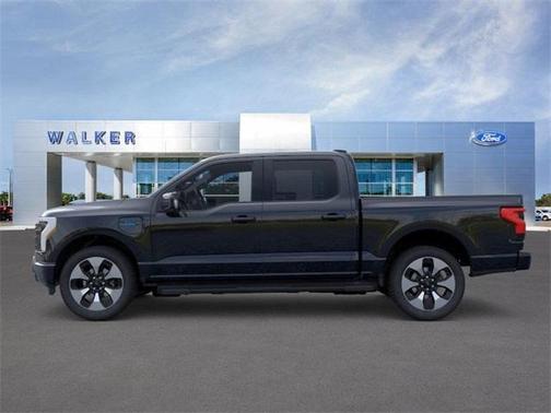 2025 Ford F-150 Lightning Platinum