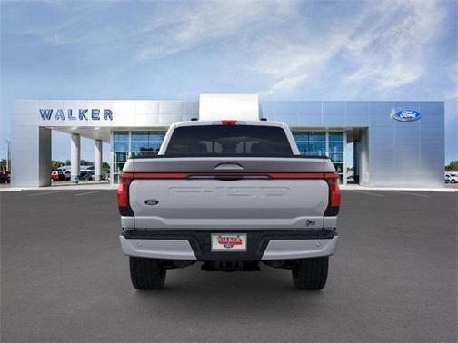 2025 Ford F-150 Lightning Platinum