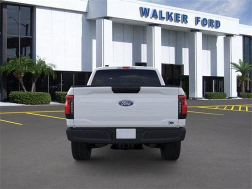 2025 Ford F-150 Lightning Pro