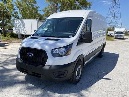 2025 Ford Transit-250 148 WB Medium Roof Cargo