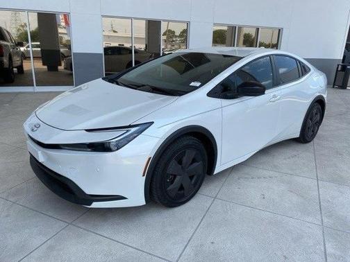 2024 Toyota Prius LE