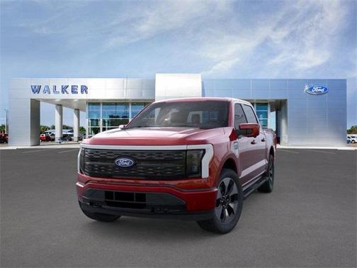 2025 Ford F-150 Lightning Platinum
