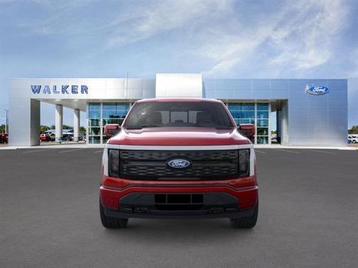 2025 Ford F-150 Lightning Platinum