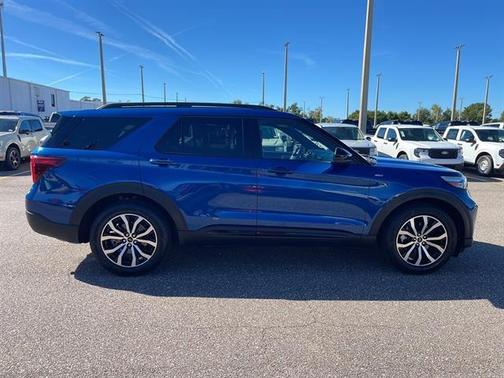 2022 Ford Explorer ST-Line