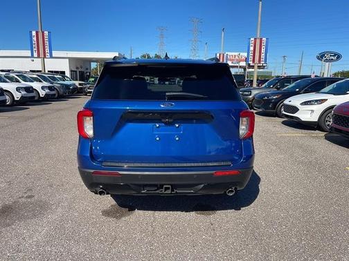 2022 Ford Explorer ST-Line