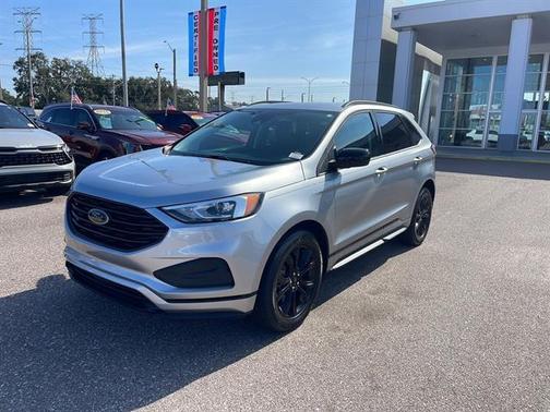 2024 Ford Edge SE