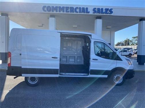 2025 Ford Transit-250 148 WB Medium Roof Cargo