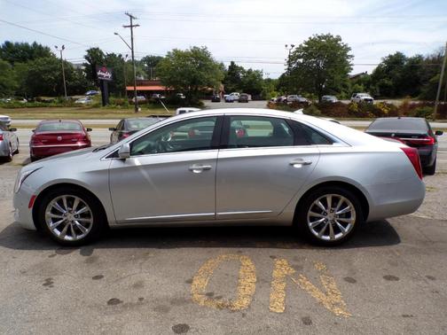 Photo 5 of 23 of 2014 Cadillac XTS Luxury