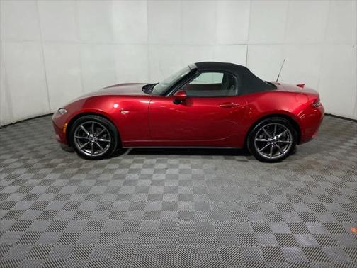 2016 Mazda MX-5 Miata Grand Touring