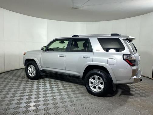 Classic Silver Metallic 2024 Toyota 4Runner SR5